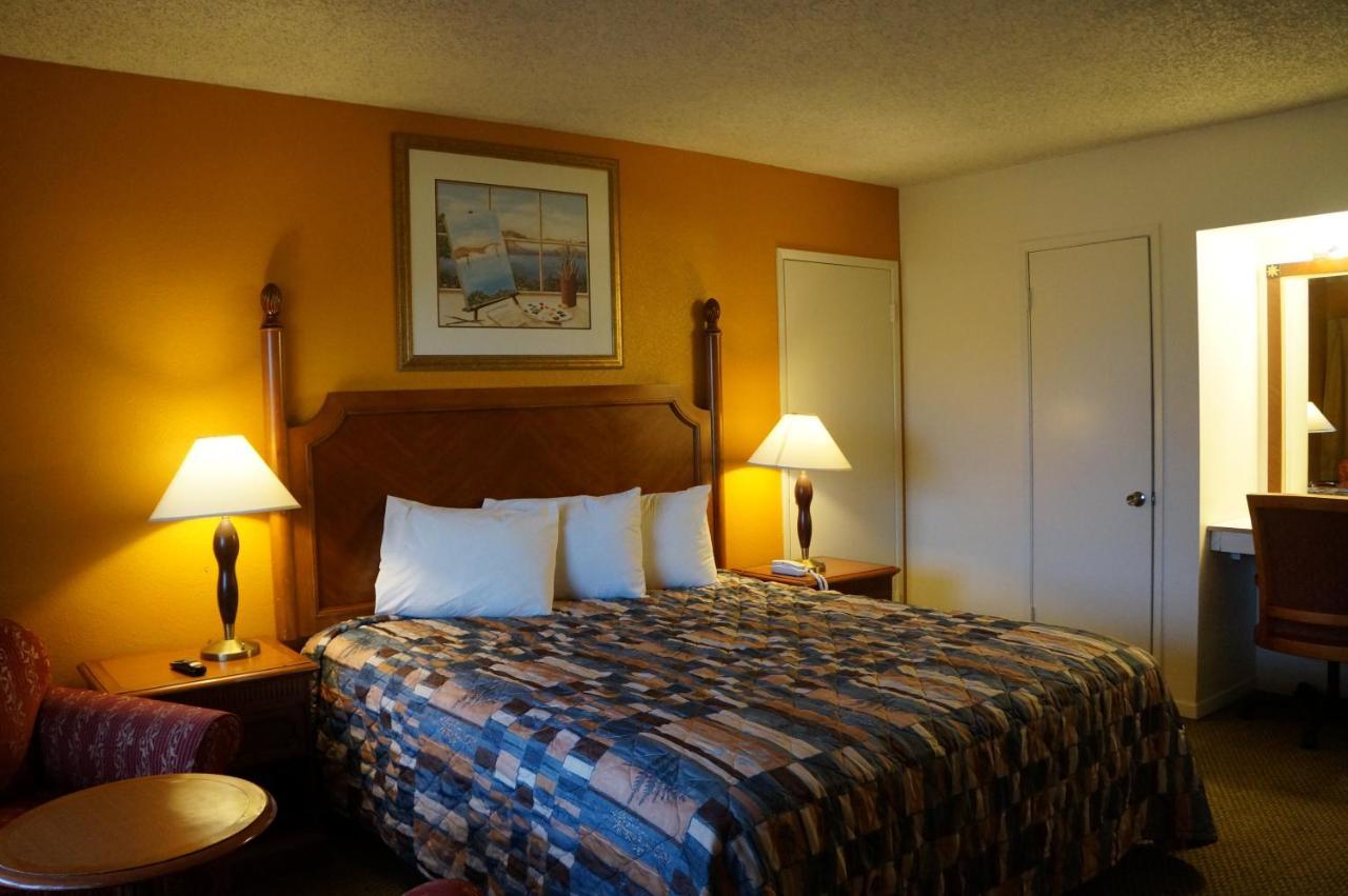 Classic Inn Red Bluff Exteriér fotografie